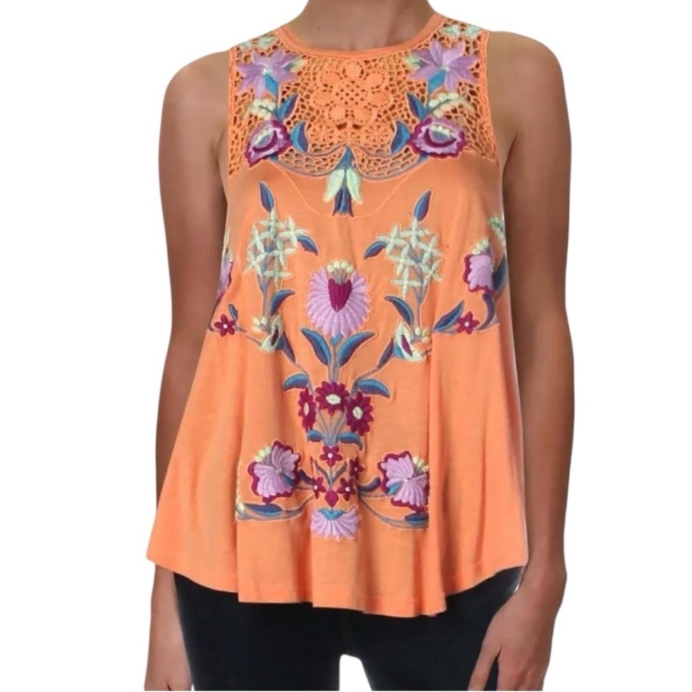 Free People Embroidered Floral Tank Top NWT Medium